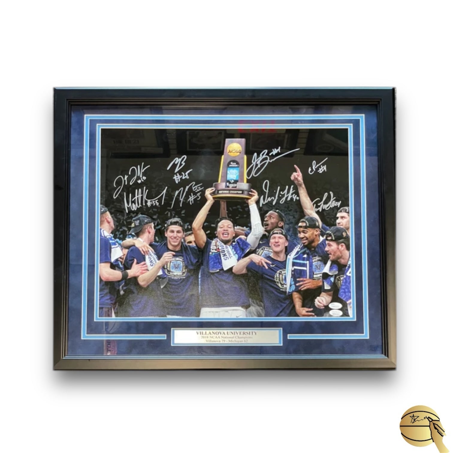 Foto autografiada por el equipo de Villanova University 2018