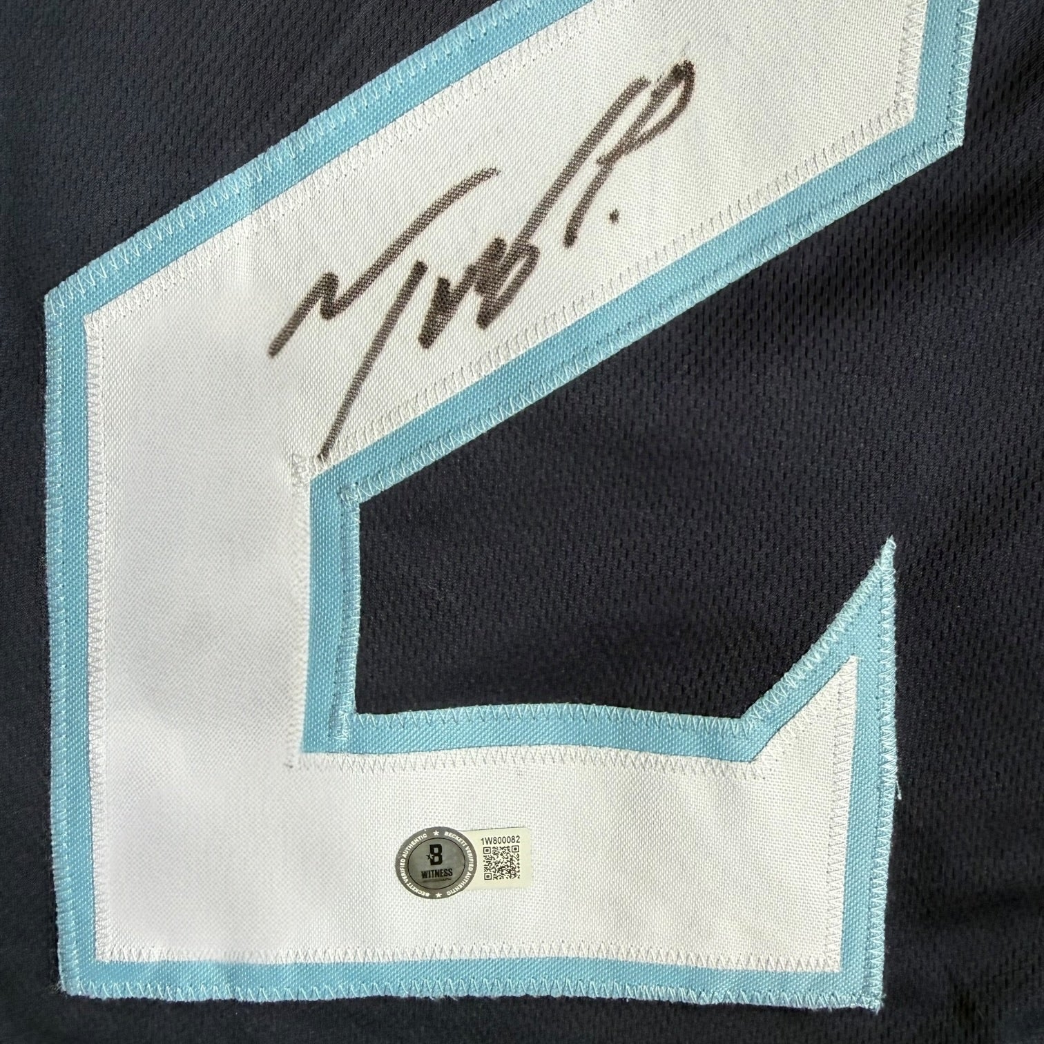 Jersey autografiado por Tony Pollard