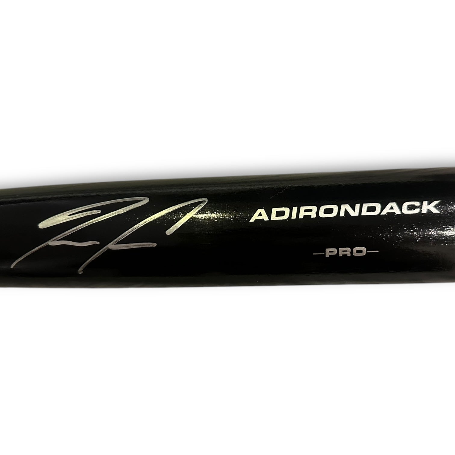 Bat autografiado por Ronald Acuña Jr
