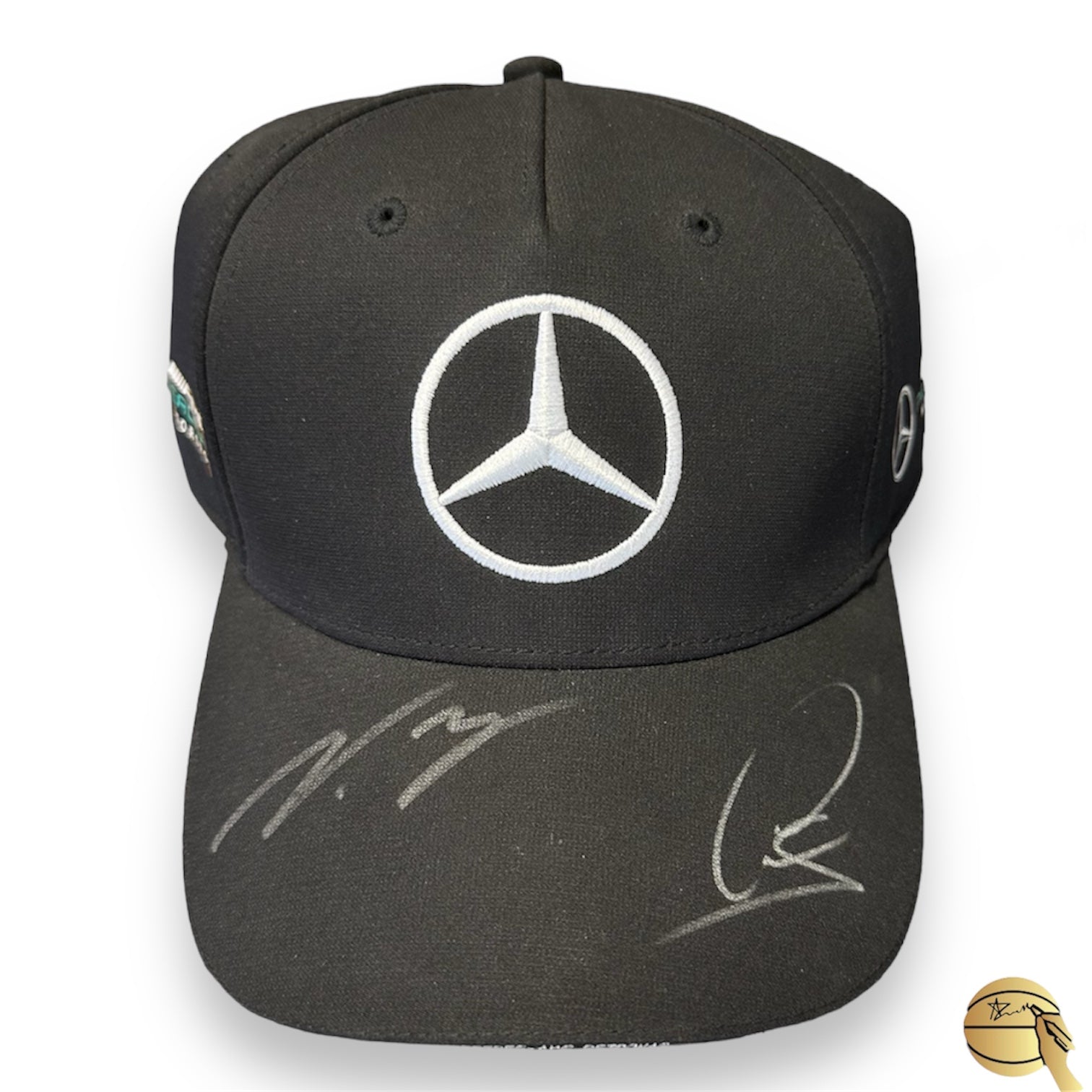 Gorra autografiada por Valtteri Bottas y Lewis Hamilton