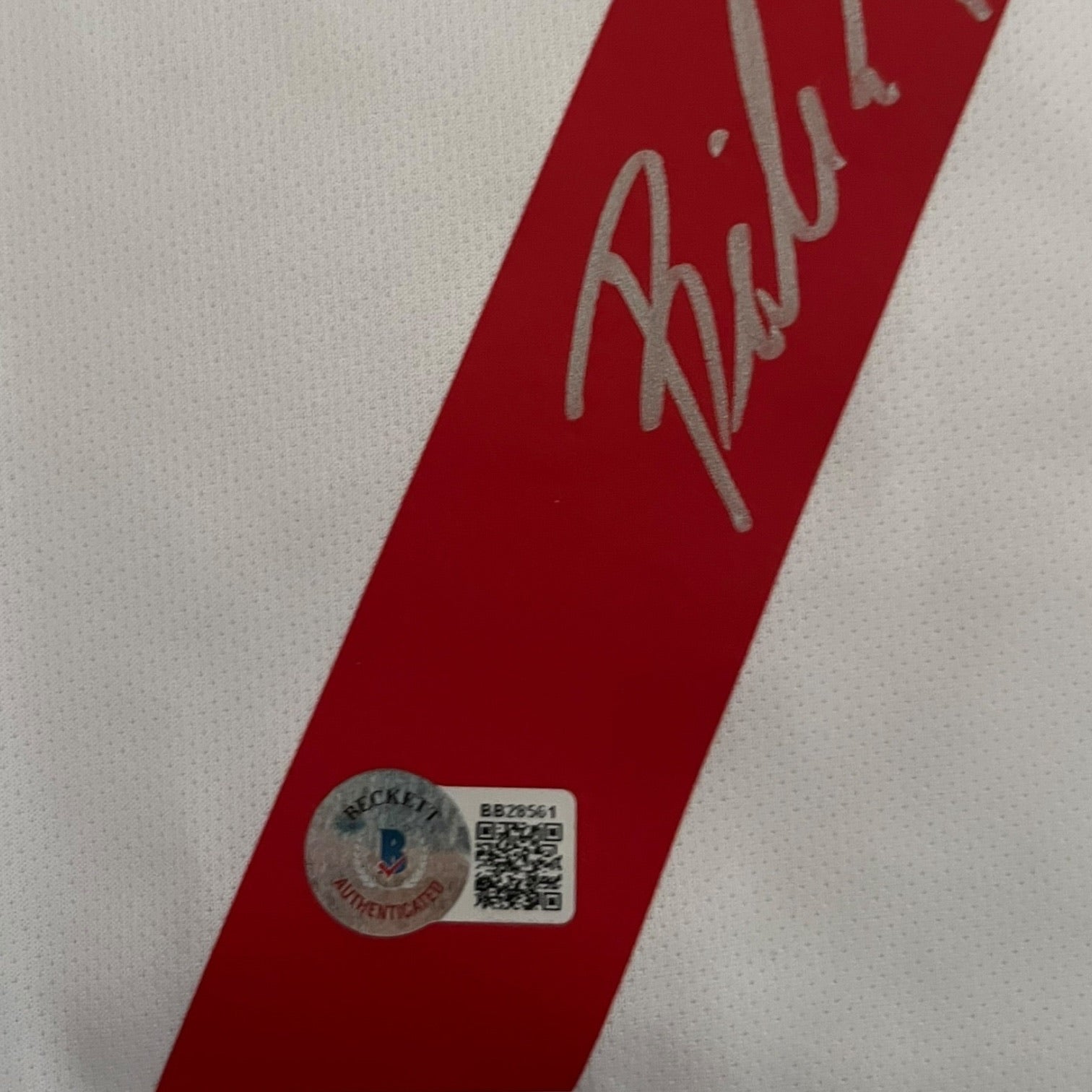 Jersey autografiado por Joao Felix