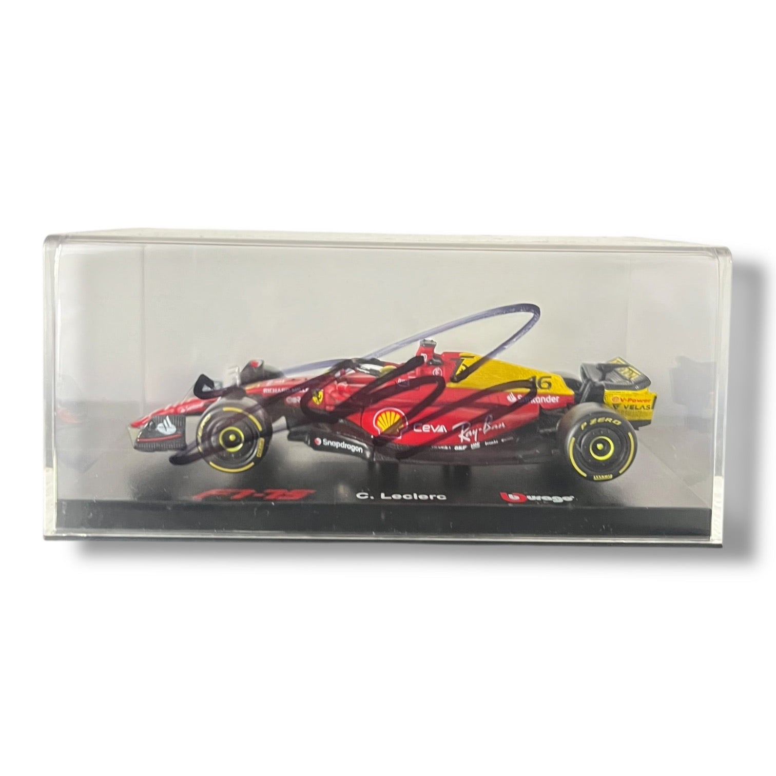 Mini coche autografiado por Charles Leclerc