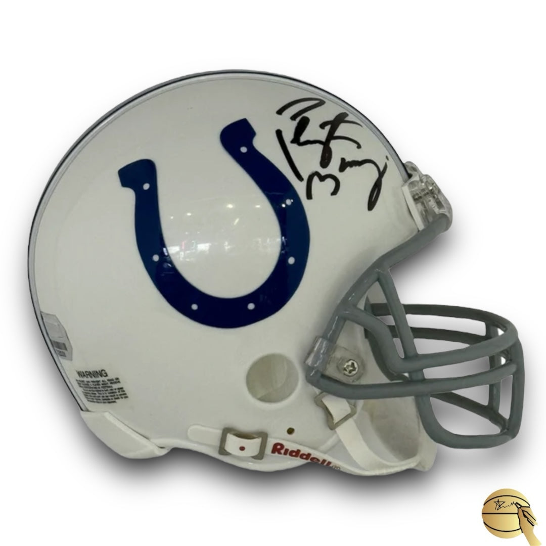 Mini casco autografiado por Peyton Manning