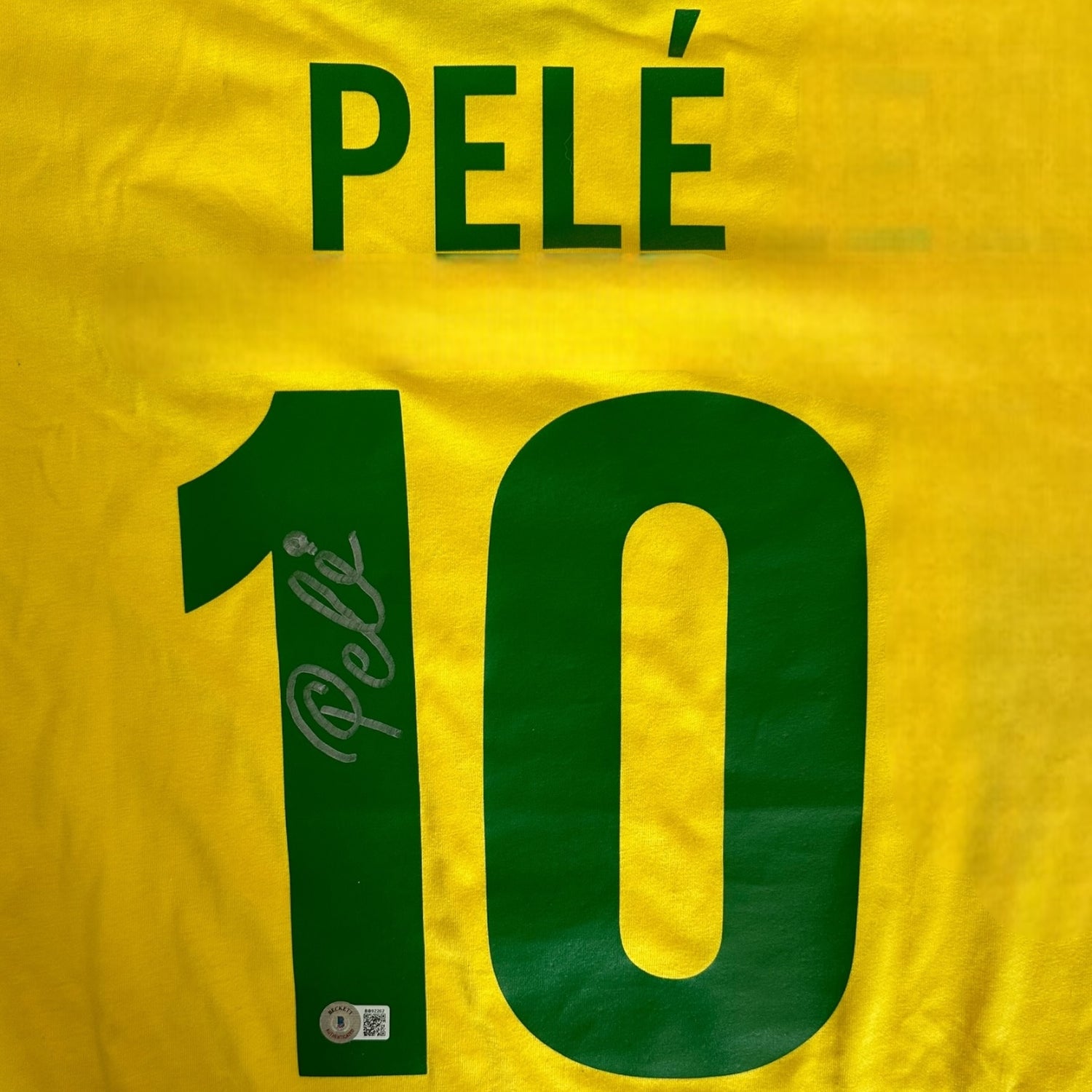 Jersey autografiado por Pele