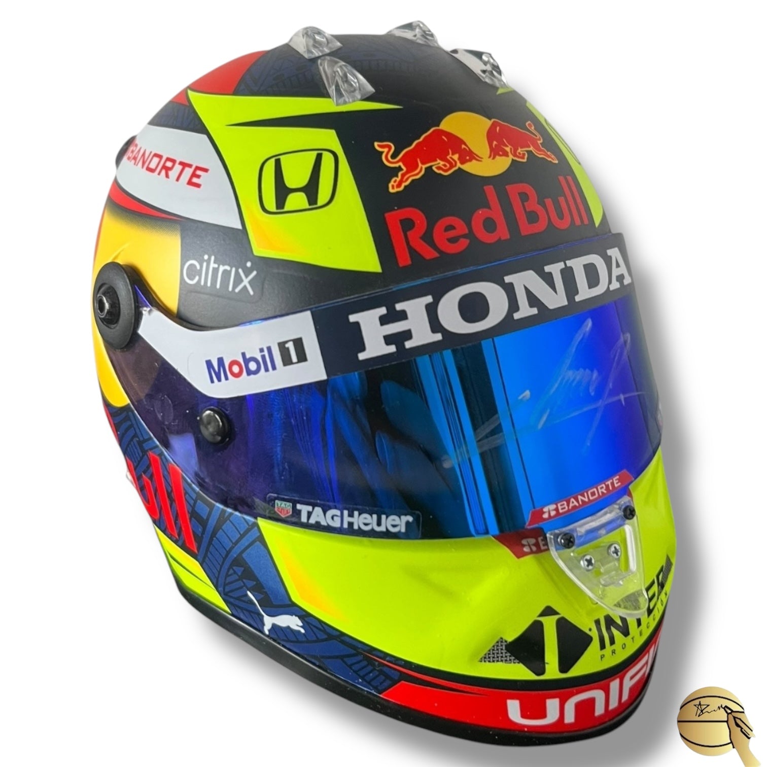 Mini casco 1/2 autografiado por Sergio Pérez