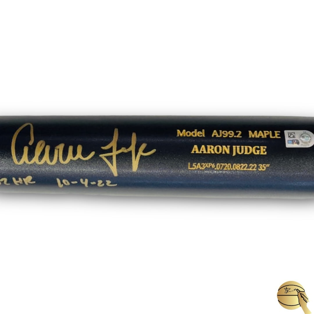 Bat autografiado por Aaron Judge