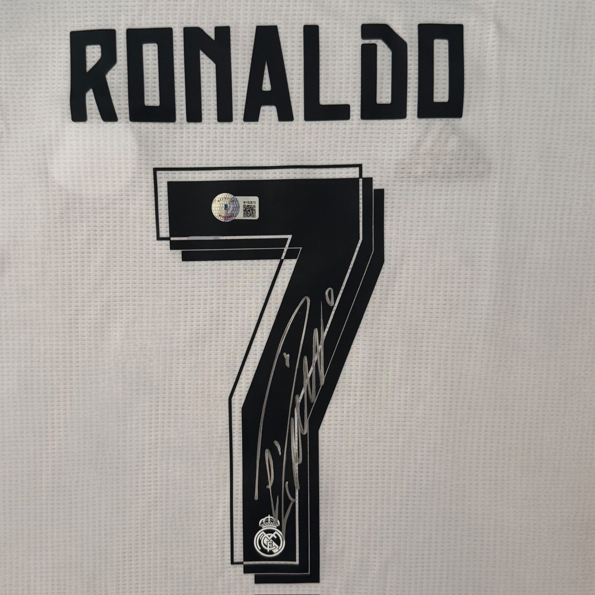 Jersey del Real Madrid autografiado por Cristiano Ronaldo