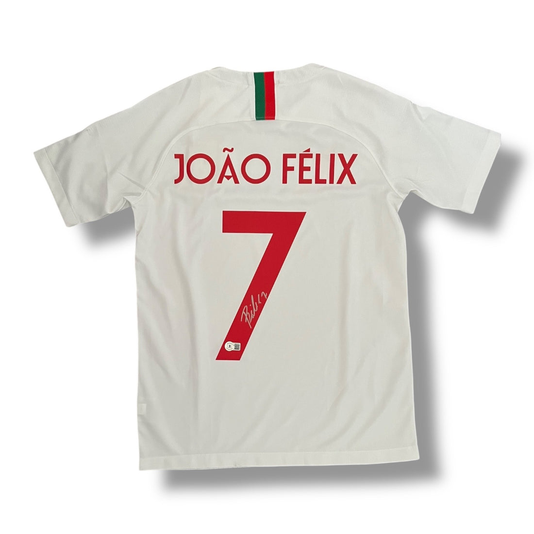 Jersey autografiado por Joao Felix